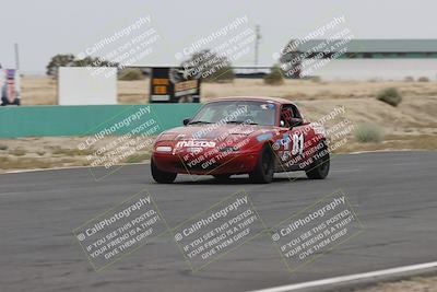 media/Jun-01-2025-CalClub SCCA (Sun) [[eae223c5dd]]/Group 5/Race (Front Straight)/